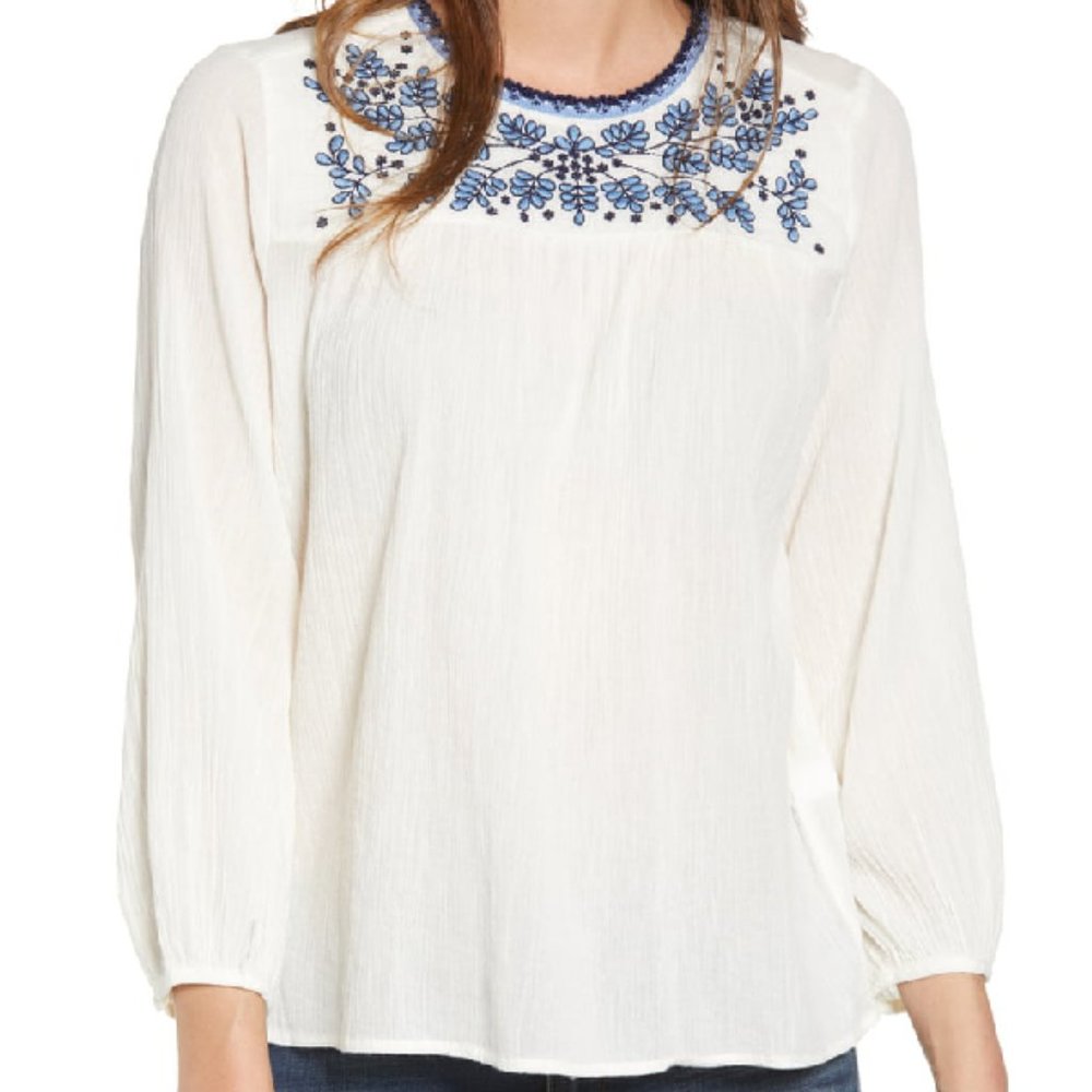 Beautiful embroidered blouse from "Lucky brand"